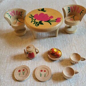 Vintage doll house kitchen set  (10-piece)